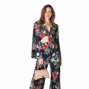 FLORAL CUTOUT TIE FRONT WIDE LEG JUMPSUIT SIZE SMALL NWT